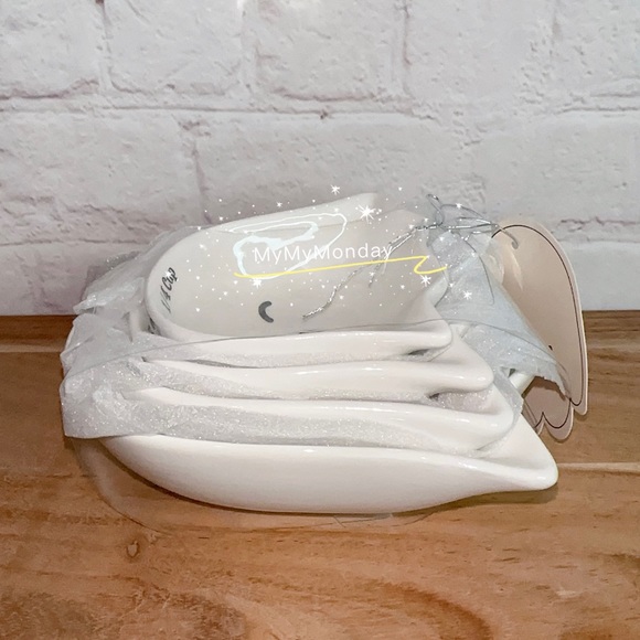 Halloween Ghost Measuring Cups - Picture 3 of 4